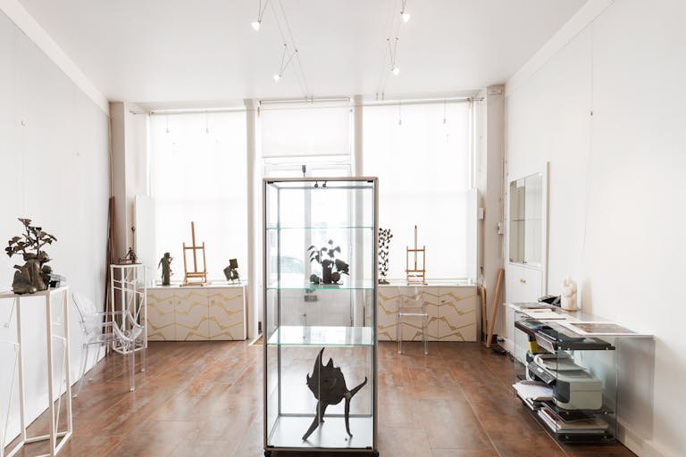 Luminous Boutique in Paris 5th - Image 0