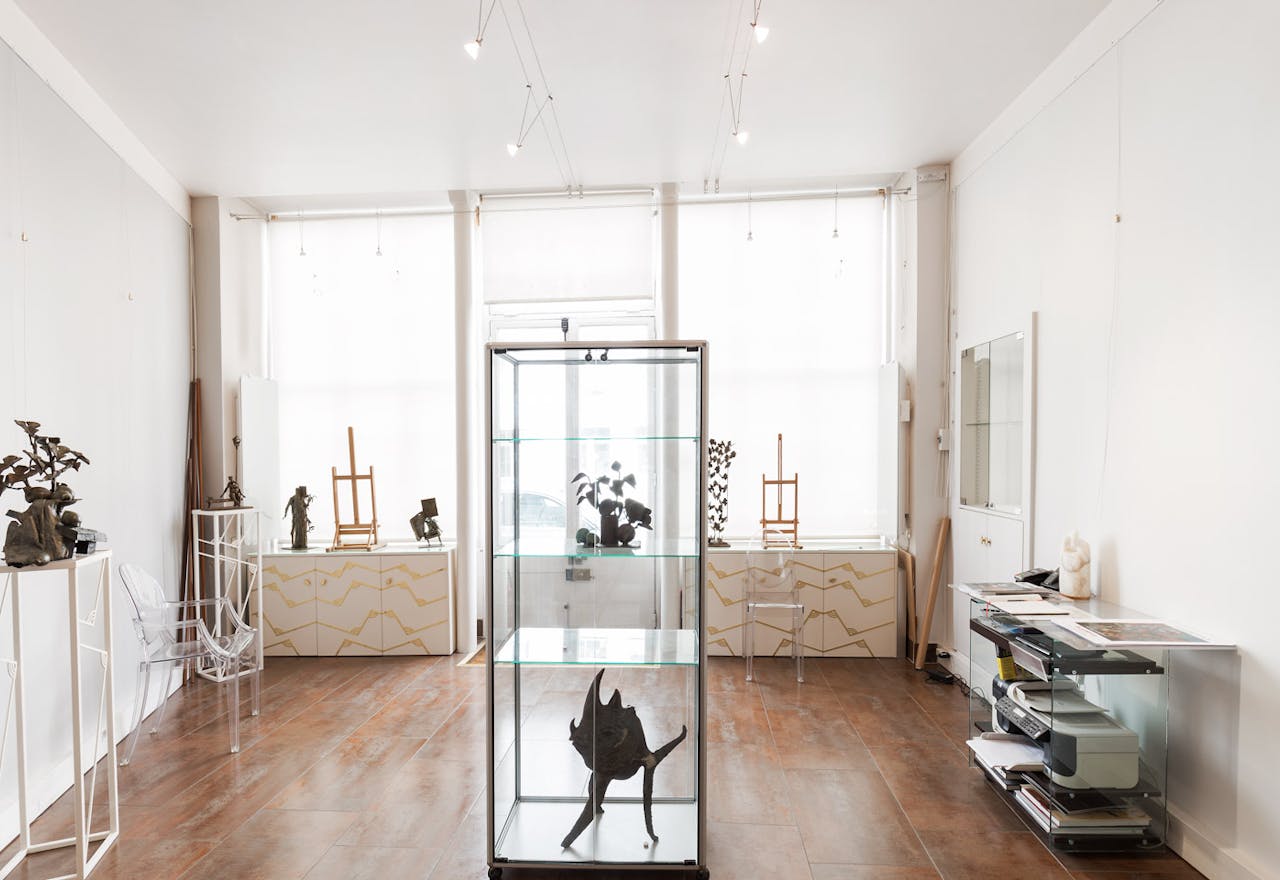 Luminous Boutique in Paris 5th - Image 0