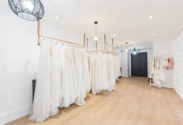 Beautiful Showroom in Paris 17th - Image 1