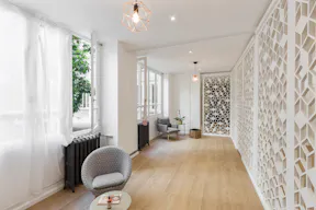 Beautiful Showroom in Paris 17th - Image 3