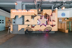 Magnifique Boutique Ephémère au coeur de Paris - Image 1