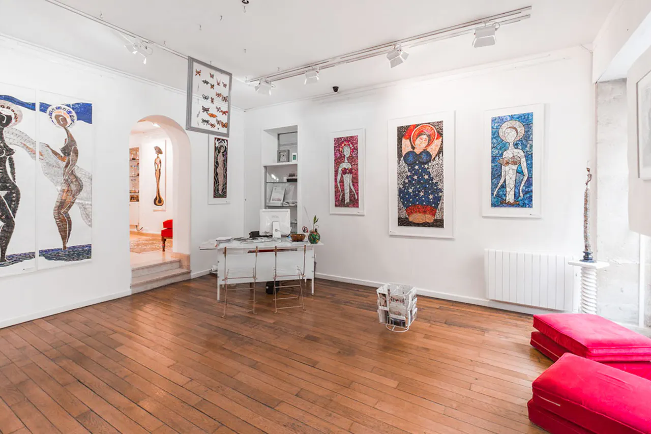 Gallery Space in Paris 6th - Image 0