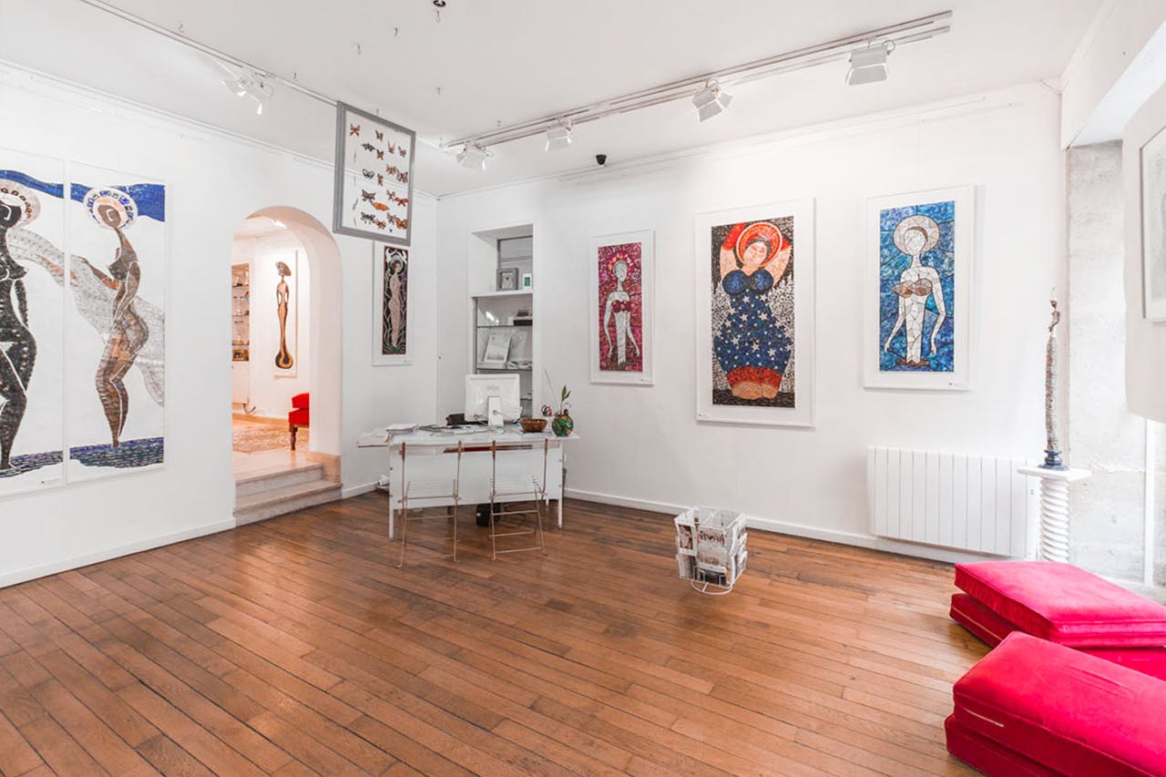 Gallery Space in Paris 6th - Image 0