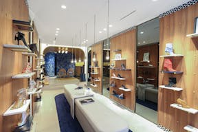 Amazing Boutique in Paris 1st - Image 1