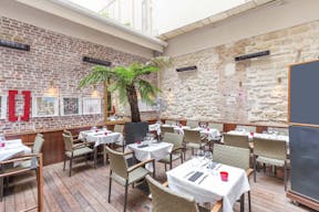 Multistory Space in Opéra - Image 5