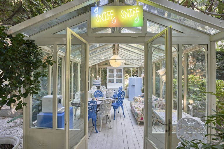 Modern Showroom Space - Image 0