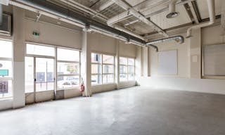 Modern La Chapelle Event Space - Image 2