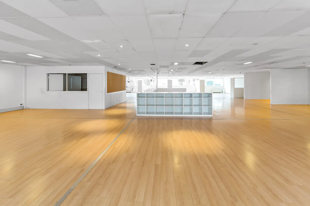 La Chapelle Showroom Space - Image 1