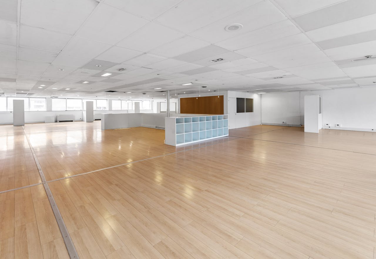 La Chapelle Showroom Space - Image 2