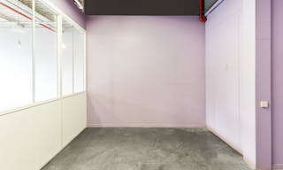 Workshop space near La Chapelle - Image 2