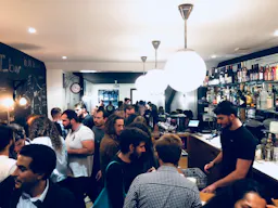 Bar de quartier au pied de Montmartre ! - Image 3
