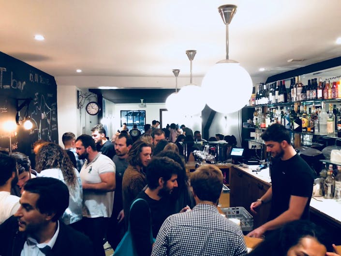 Bar de quartier au pied de Montmartre ! - Image 3