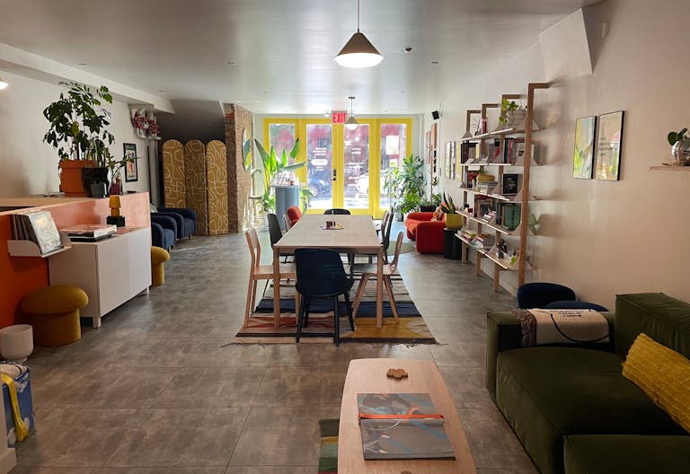 Tompkins Avenue BK - Ready for all uses, clean space with Garden / Basement - Image 0