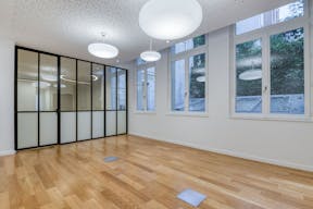 Unique Space near Parc Monceau - Image 2