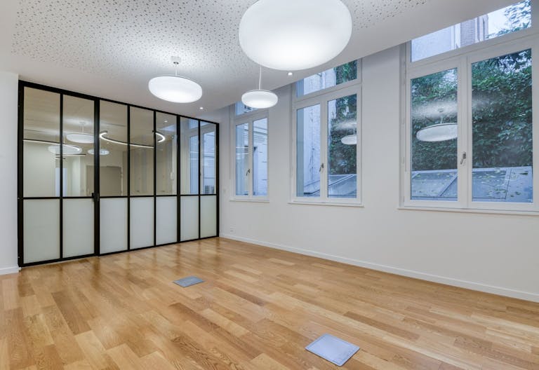 Unique Space near Parc Monceau - Image 2