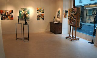 Sophisticated Gallery near Le Bon March� - Image 1