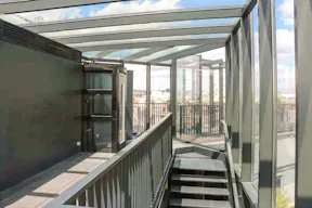 Unique space with the highest rooftop of the Champs-�lys�es - Image 8