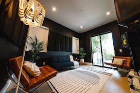 Fully Supported State-of-the-Art Creative Incubator In Los Angeles - Image 2