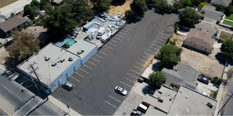 Parking lot, Storage lot for lease. - Image 3