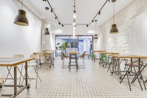 Elegant and Atypical Pop Up in Réaumur - Image 1