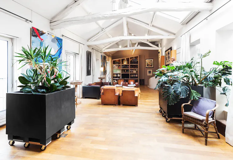 Beautiful Panthéon Loft Space - Image 1