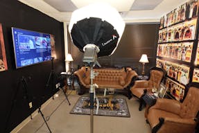 CONTENT CREATOR LOUNGE - Image 2