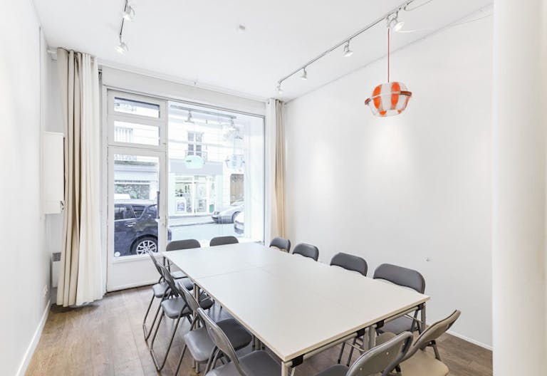 Pop-Up Store in Paris 11th - Image 4