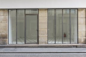 Classic Le Marais Pop-Up Store - Image 1