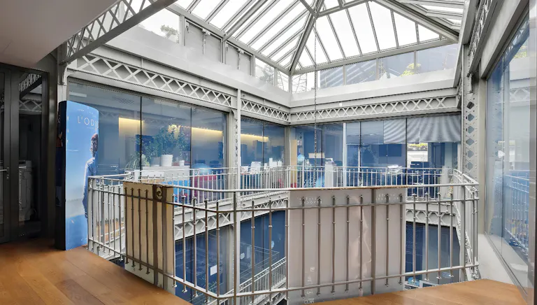 Espace de Prestige de 2000 m² sous Verrières (avec parkings) – Paris 9e - Image 4