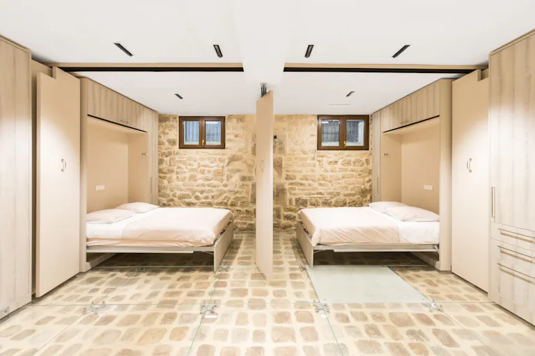 Beautiful Place Vendôme Showroom - Image 4