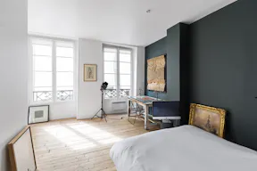 Artistic Bastille Showroom - Image 4