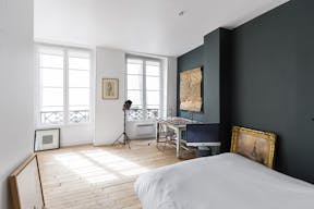 Artistic Bastille Showroom - Image 4