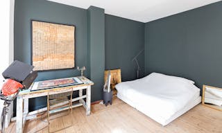 Artistic Bastille Showroom - Image 5