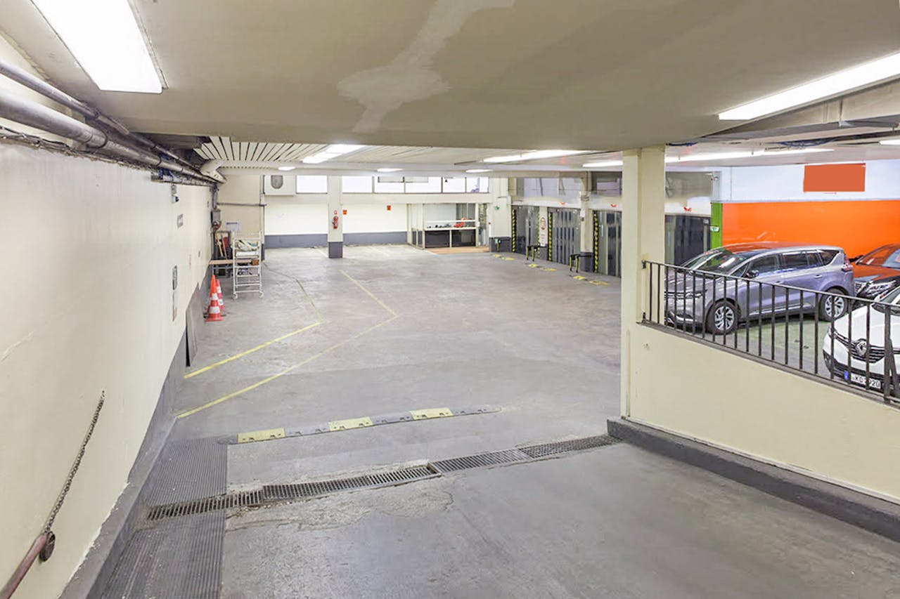 Industrial Space near Opera - Image 2