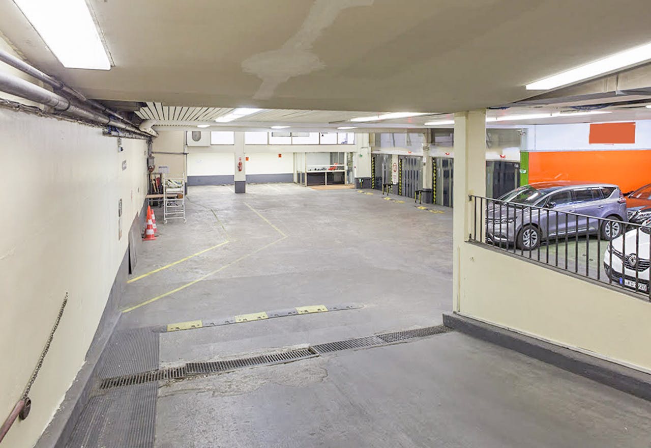 Industrial Space near Opera - Image 2