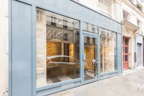 Exceptional Le Marais Retail Space - Image 1