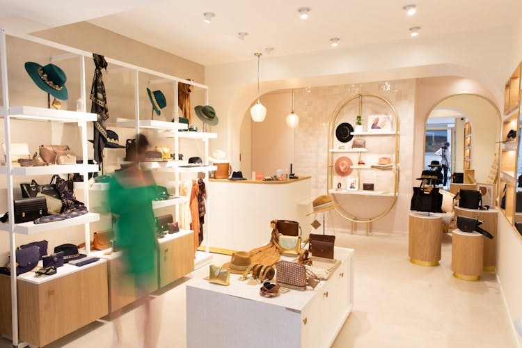 Pop Up Boutique at Rue Commines, Paris