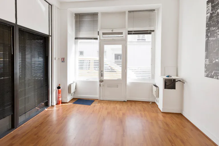 White-Box Batignolles Space - Image 0