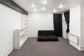 White-Box Batignolles Space - Image 3