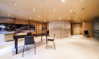 Place des Gands Hommes Boutique - Image 1