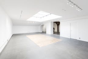 Artistic Place des Vosges Gallery - Image 7