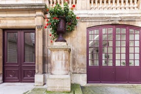 Artistic Place des Vosges Gallery - Image 11