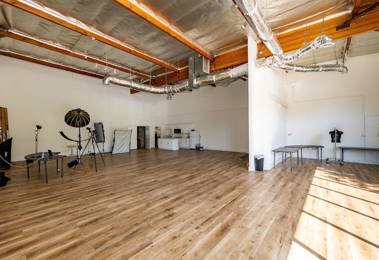 New Photo/Studio Rental in Westlake Village - Image 0