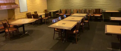 acant Restaurant available in excellent location - Image 0