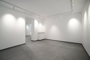 Cosy Pop-Up in Le Marais - Image 1