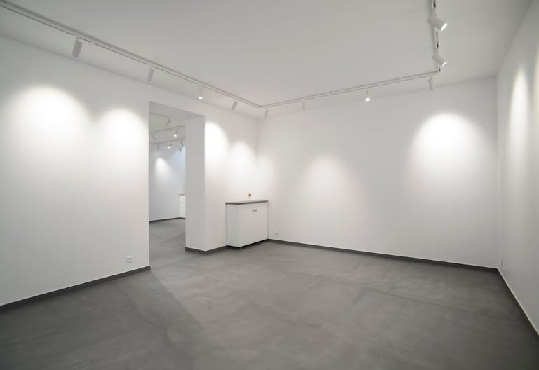 Cosy Pop-Up in Le Marais - Image 1