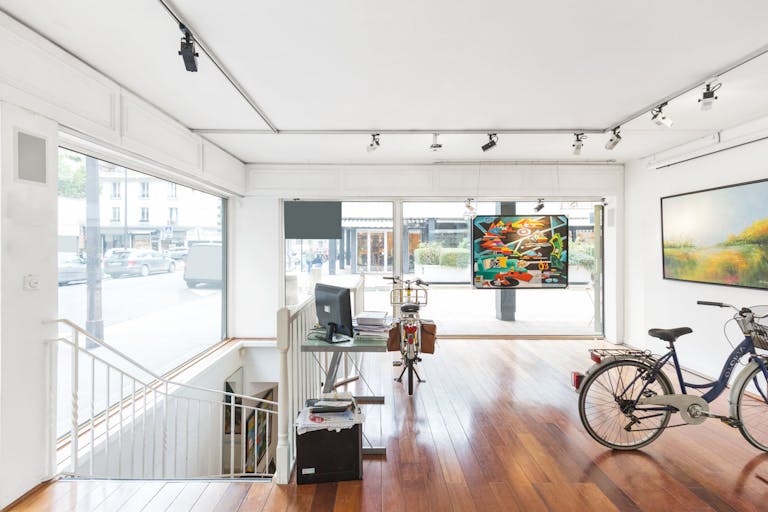 Characterful Faubourg Saint Germain Gallery Space - Image 0