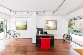 Characterful Faubourg Saint Germain Gallery Space - Image 1