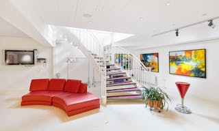 Characterful Faubourg Saint Germain Gallery Space - Image 5