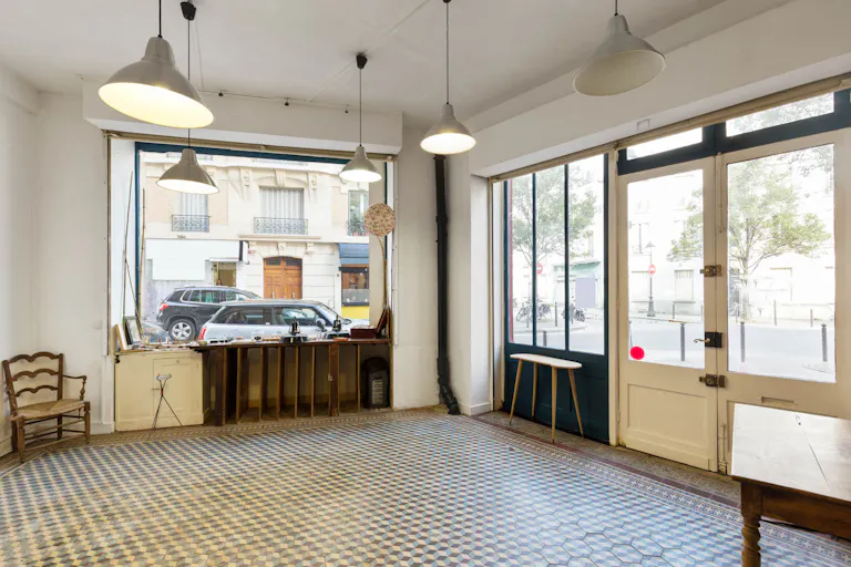 Paris 14th Pop-Up Boutique - Image 1